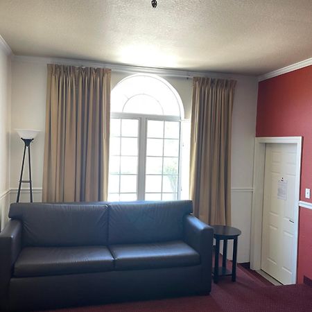 Carriage House Inn Μπράνσον Εξωτερικό φωτογραφία