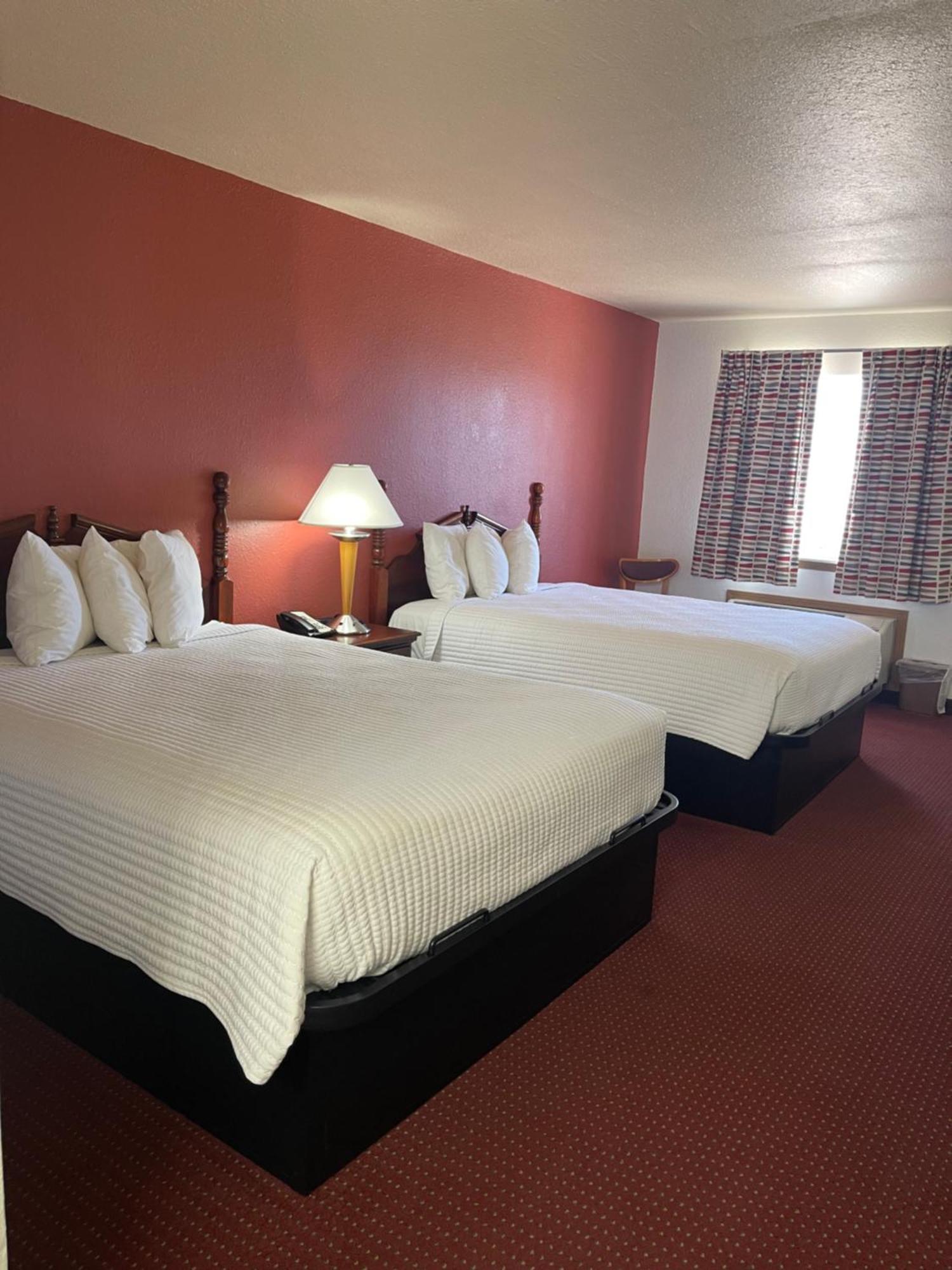 Carriage House Inn Μπράνσον Εξωτερικό φωτογραφία