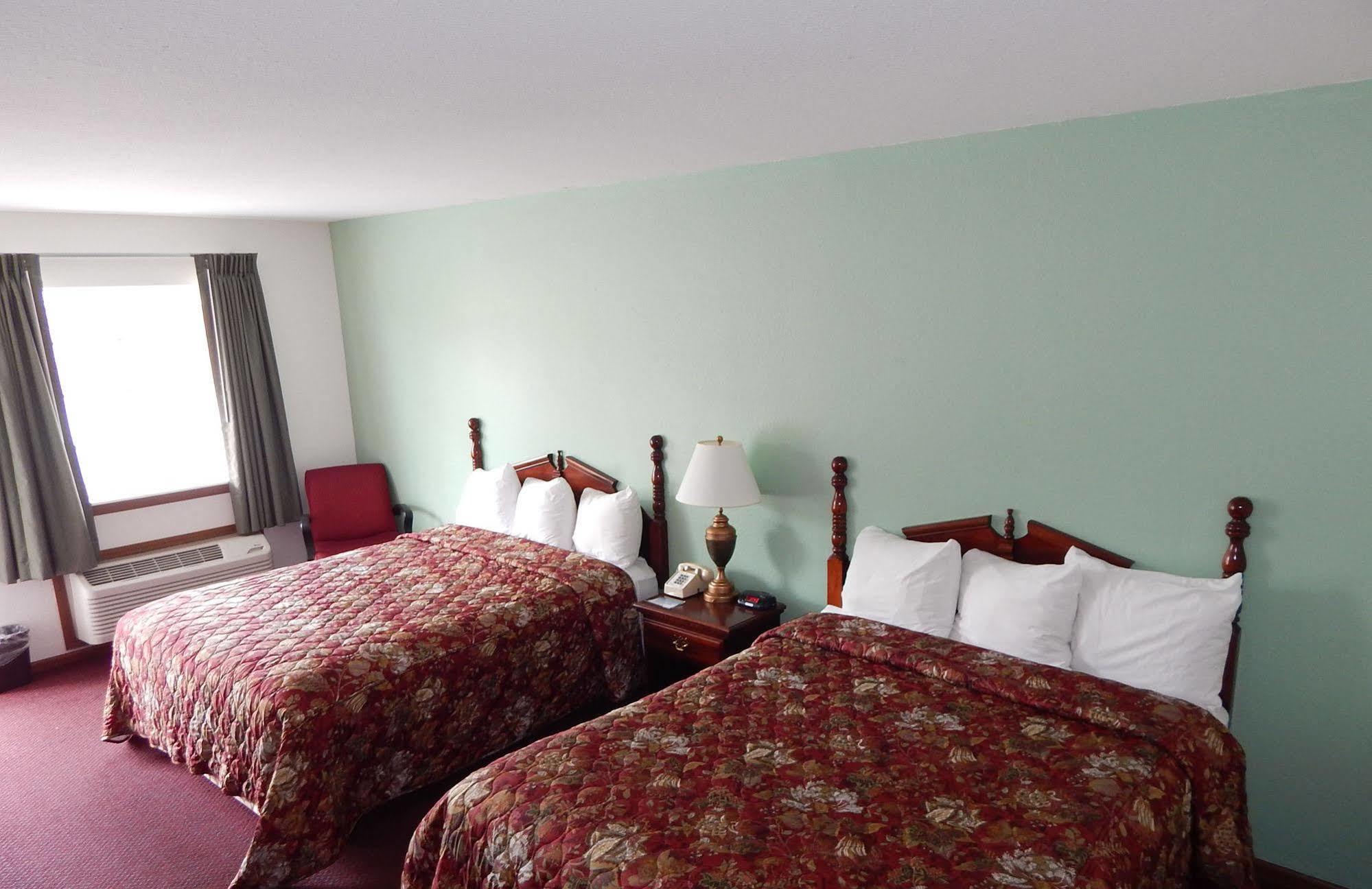 Carriage House Inn Μπράνσον Εξωτερικό φωτογραφία